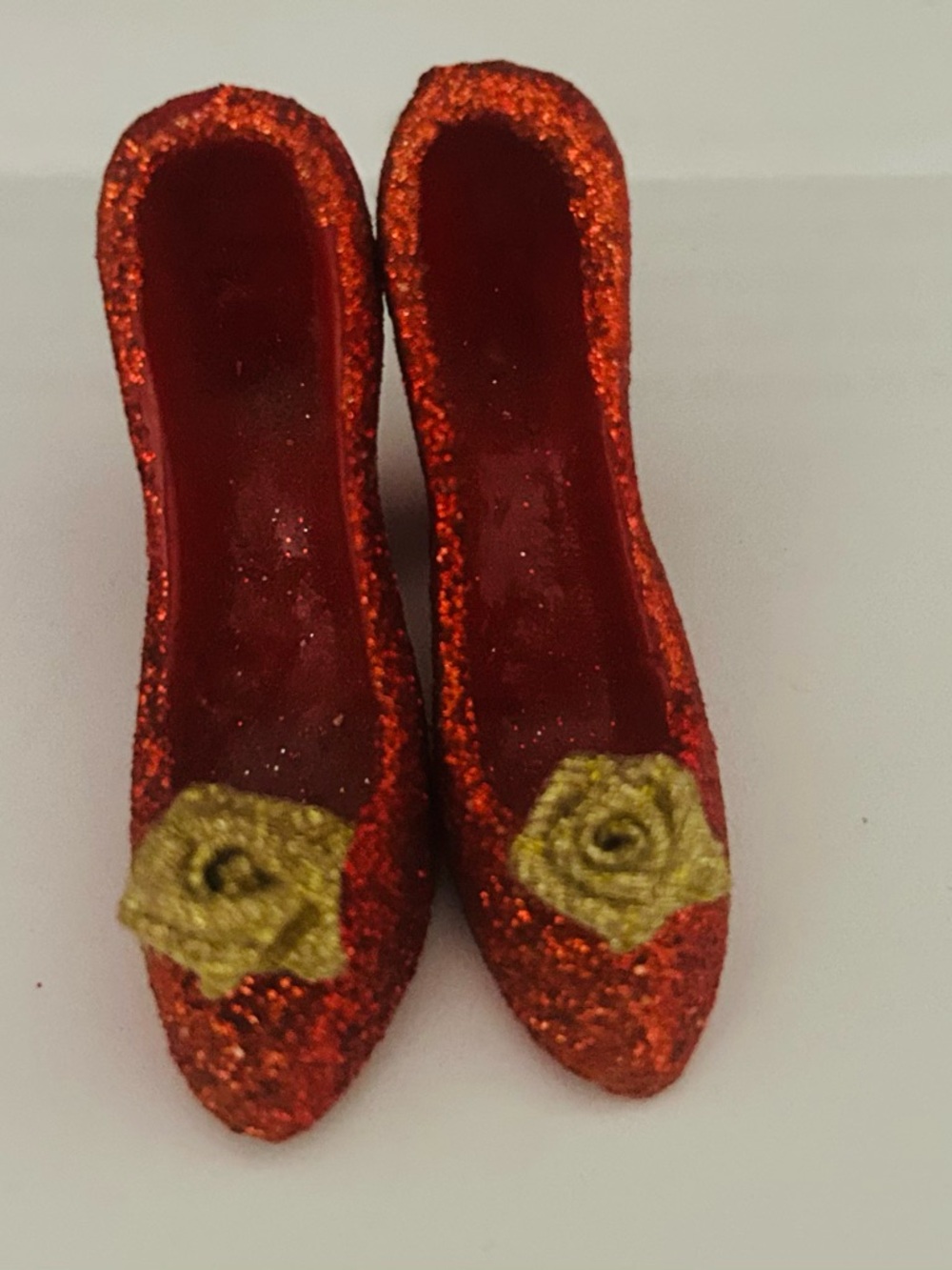 Red Glitter Pointed Heel Decor with Gold Rose Accent